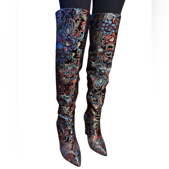 Floral Embroidered Over-the-Knee Boots - Picture 6 of 8